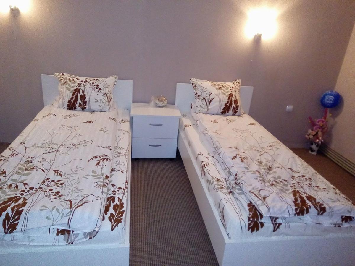 Kafana "Kaj Zoki" Bed and Breakfast Probistip Eksteriør billede